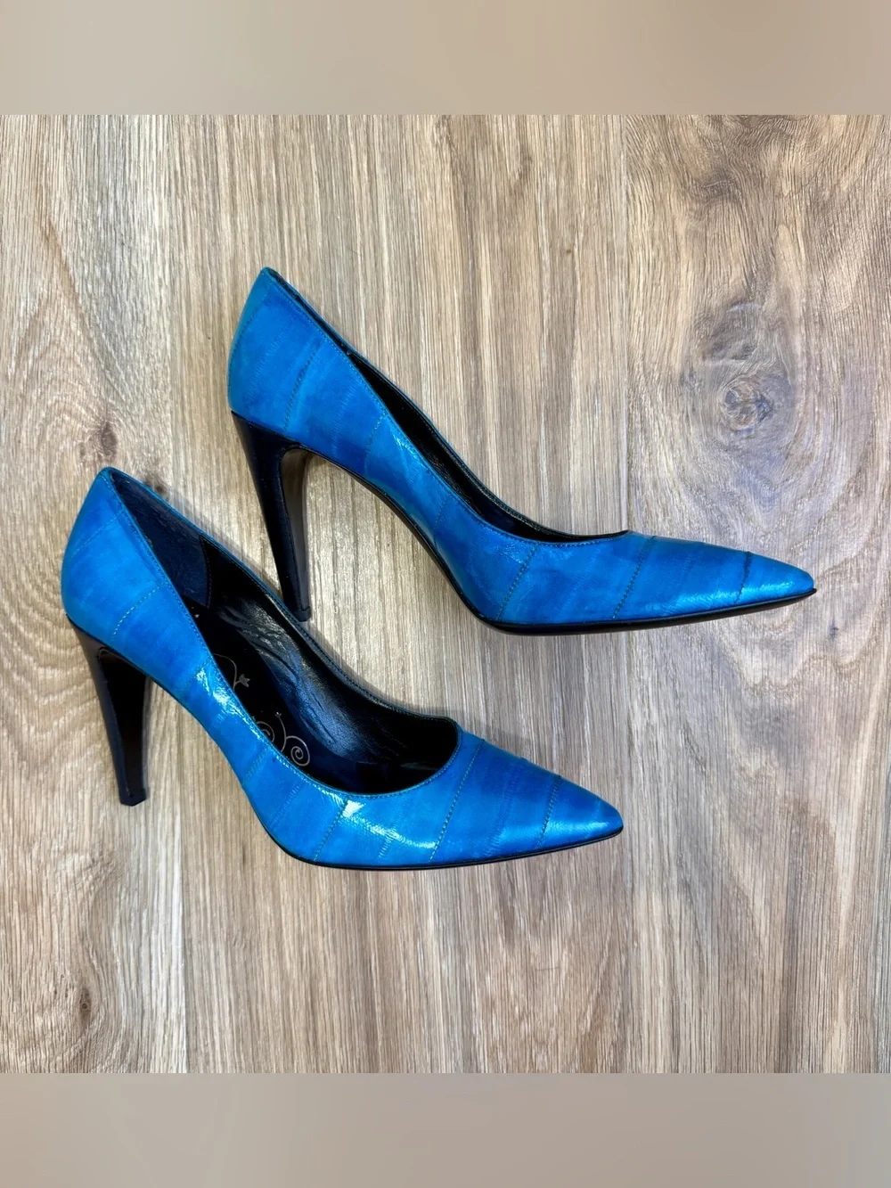 Tibi New York Electric Blue Eel Skin Pointed Toe Pumps Size 8B